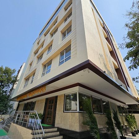Hotel Golden Nest Thane Εξωτερικό φωτογραφία