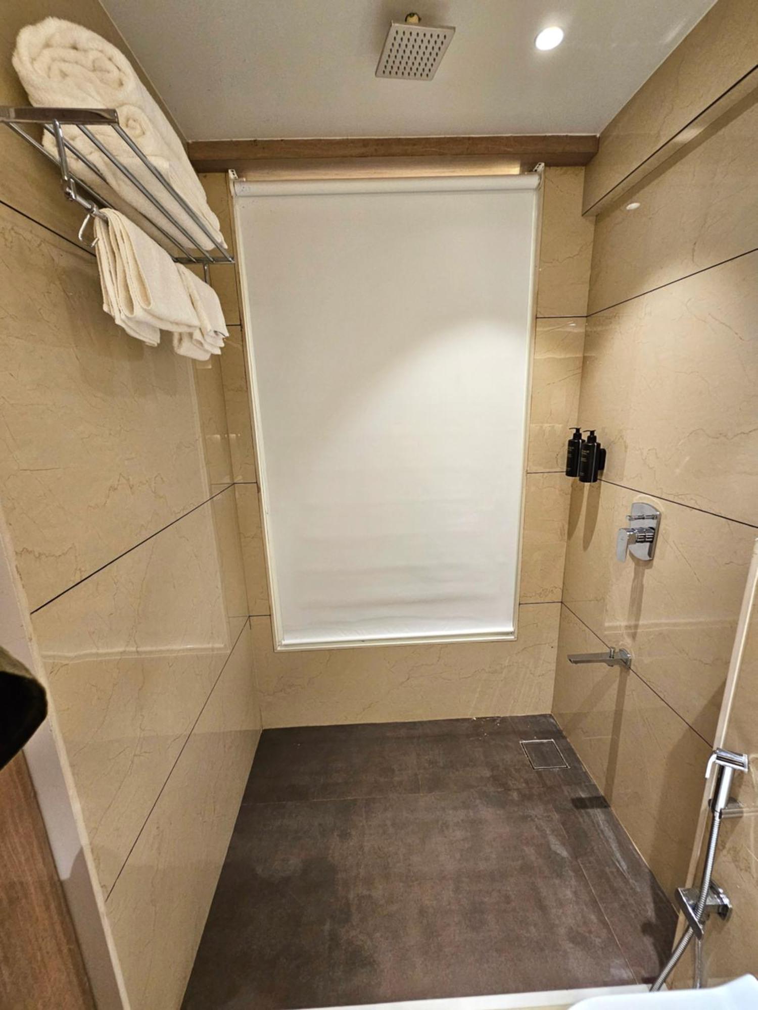 Hotel Golden Nest Thane Εξωτερικό φωτογραφία